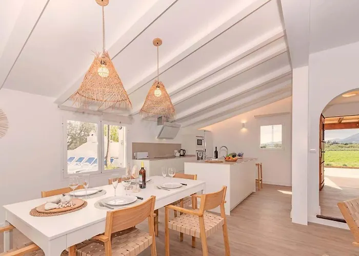 Aumadravet Del Bosch By Select Villa